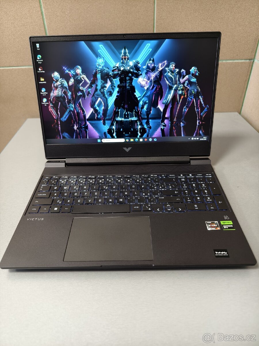 Herní 144hz notebook HP Victus ryzen 7535/16/2050/512 zaruka