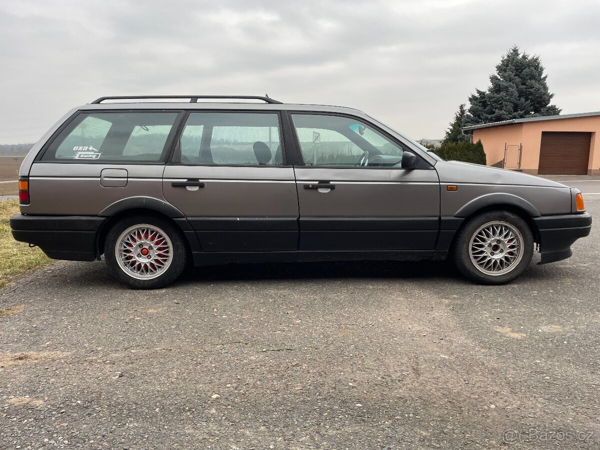 Volkswagen Passat GT B3 1.6TD 59kW rok 1991 Náhradní díly