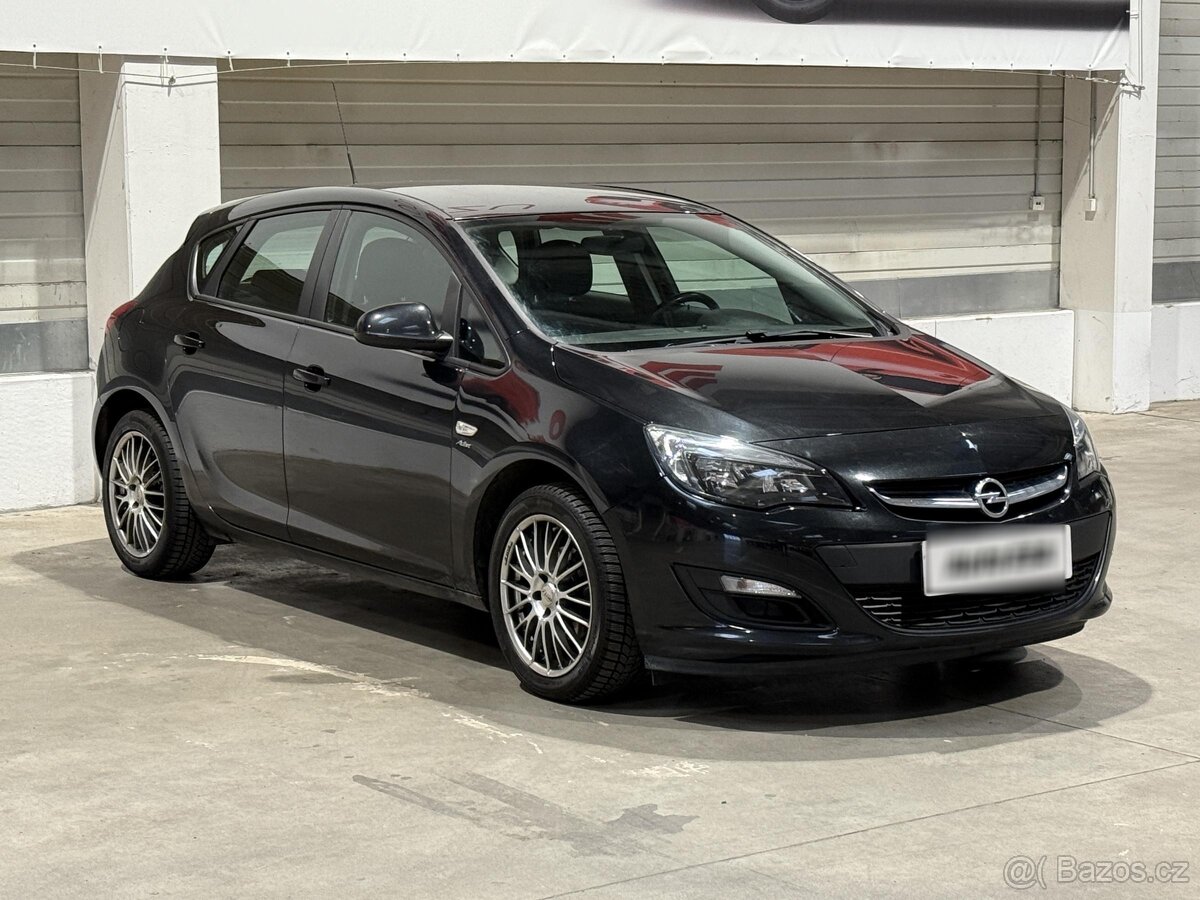 Opel Astra 1.4T , 103 kW benzín, 2013