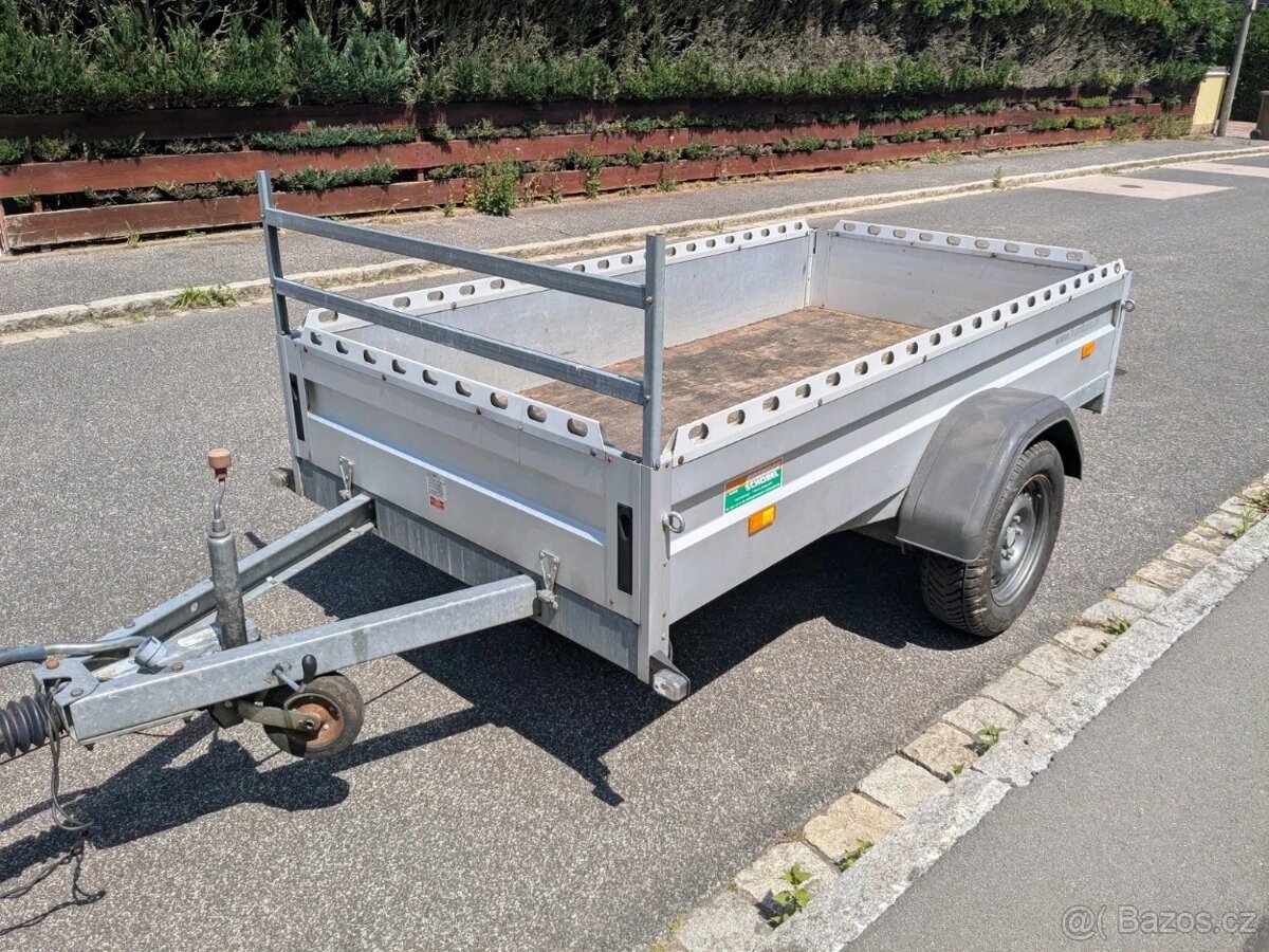 Brzdeny privesny vozik Humbaur 1300 kg De doklady