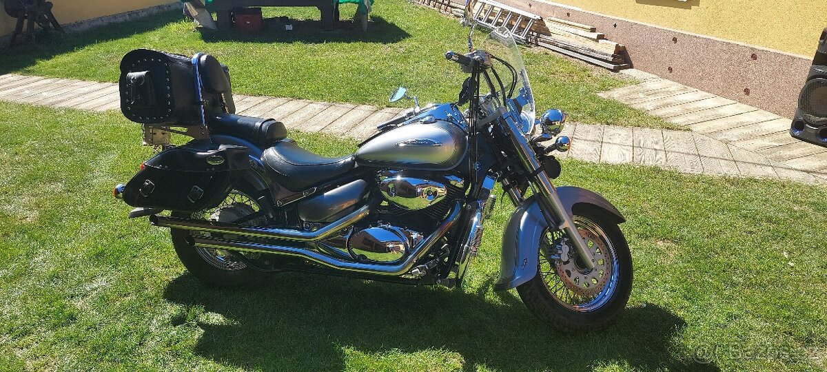 Suzuki intruder voluisia 800