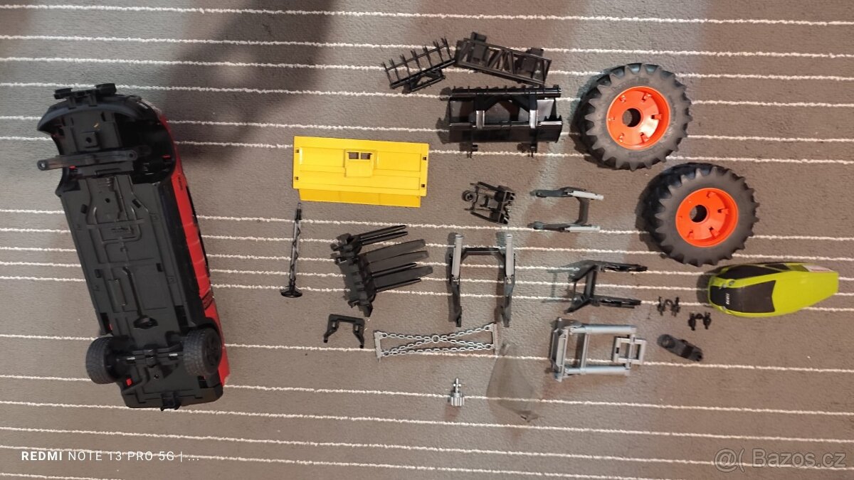 Náhradní díly na Bruder + auto