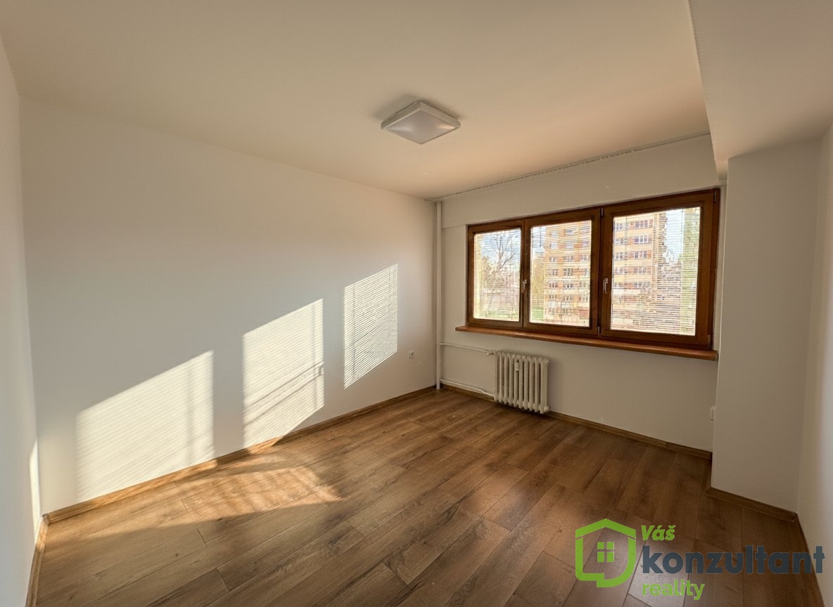 Pronájem bytu 3+1 s balkónem, 56 m², Moravská Ostrava - ulic