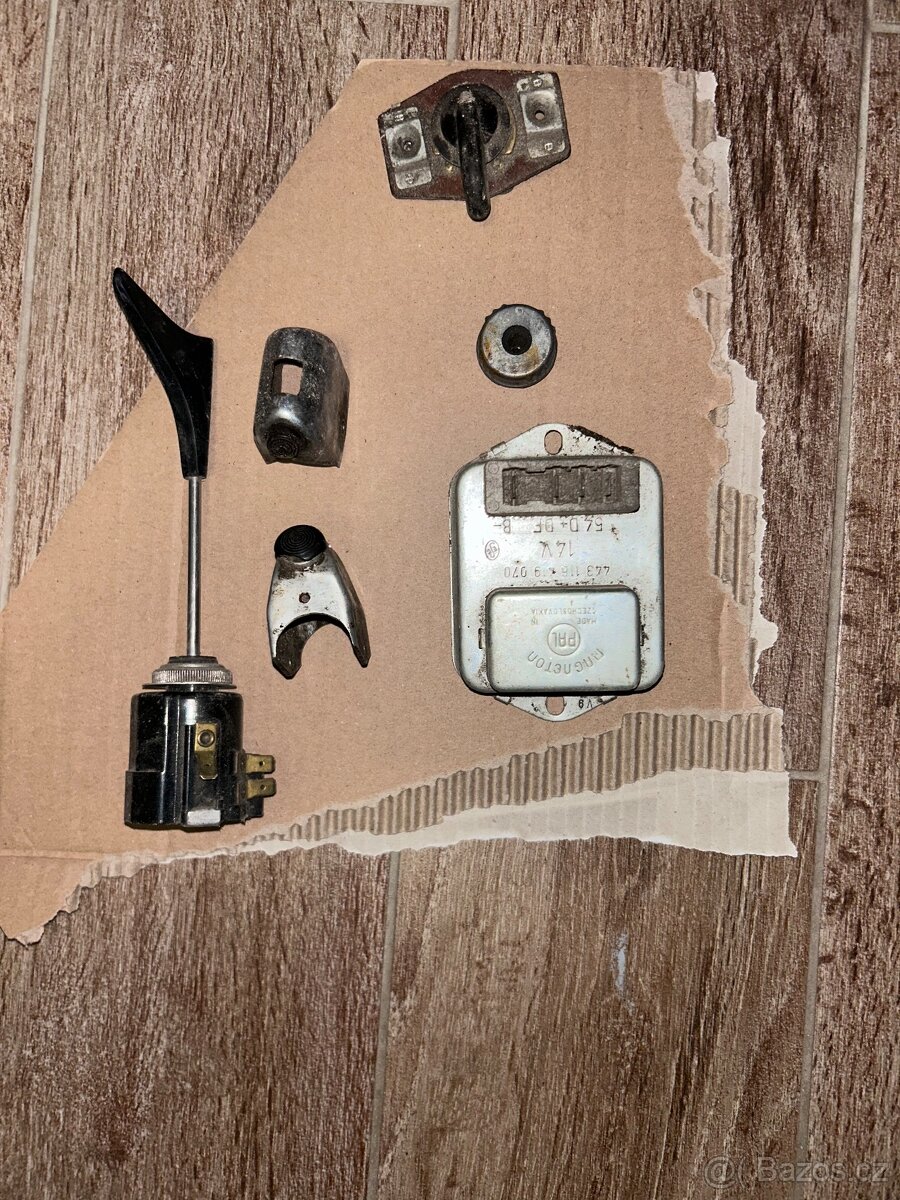 Kryt přepínače světel Perak a Jawa 50