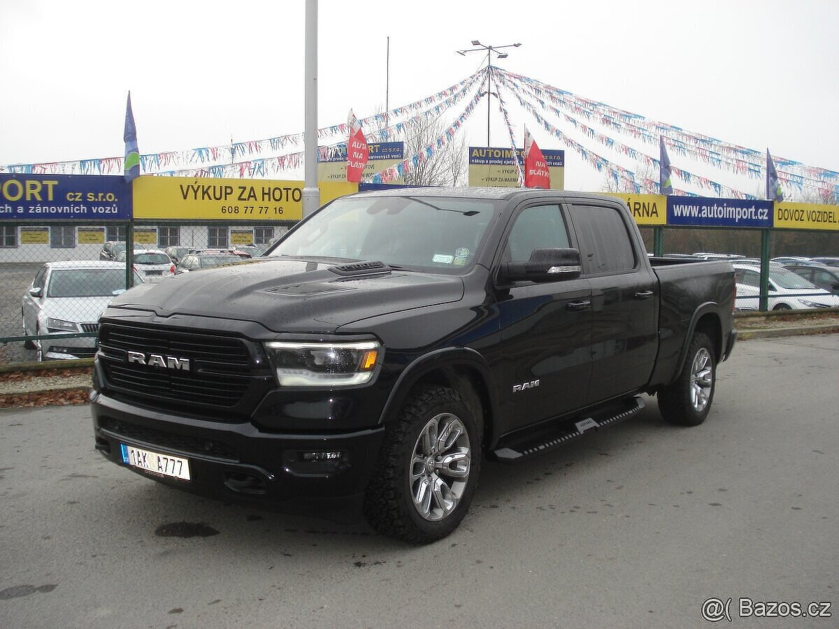 Dodge RAM 1500 LAREMIE 5.7 HEMI