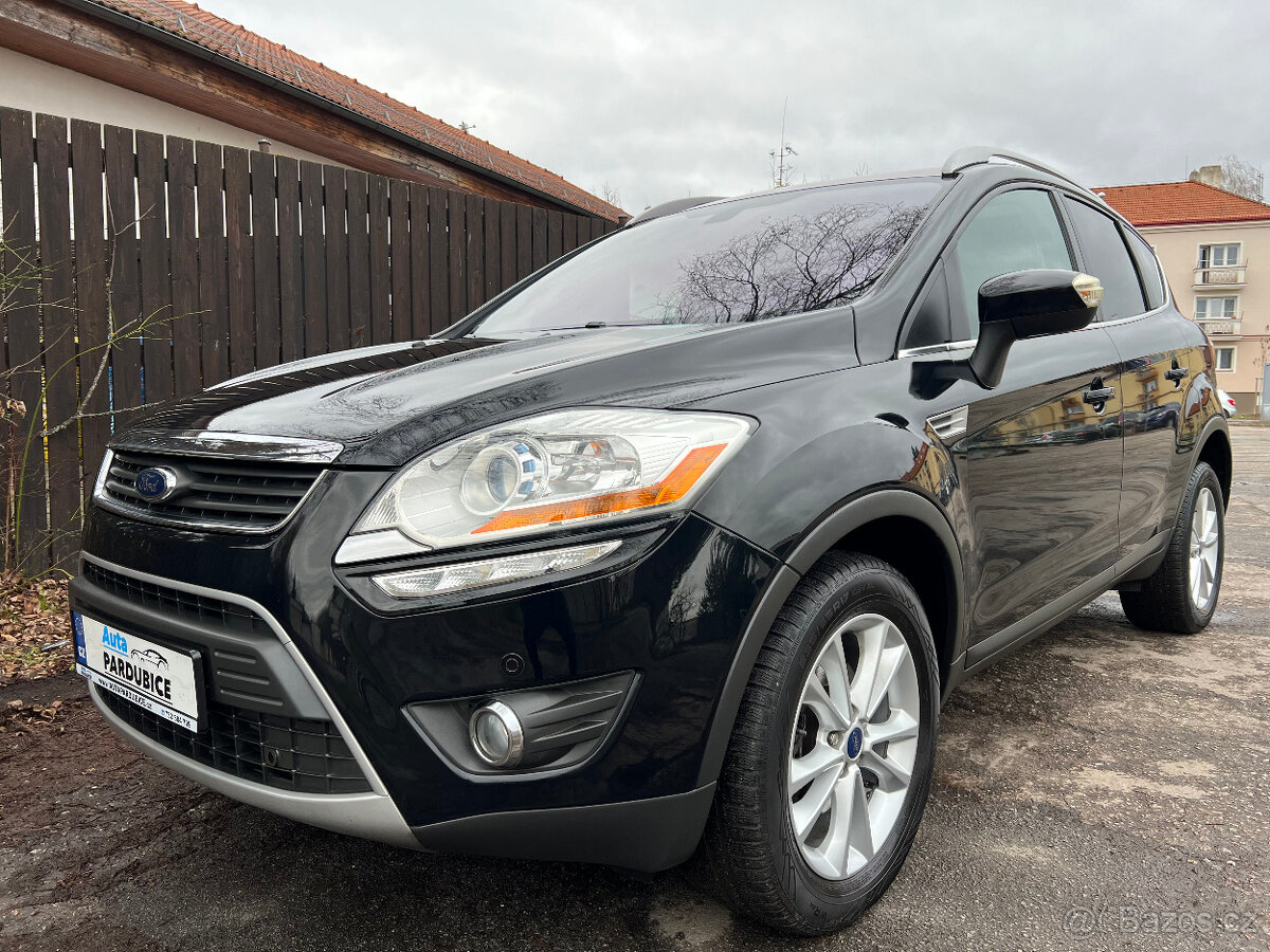 FORD KUGA 2.0TDCi TITANIUM 4x4 LED/NAVI/PAN