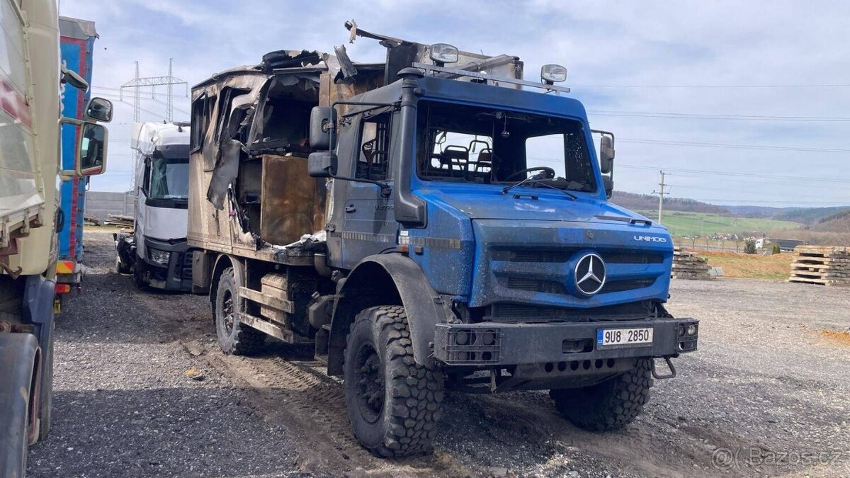 Mercedes-Benz UNIMOG U4023