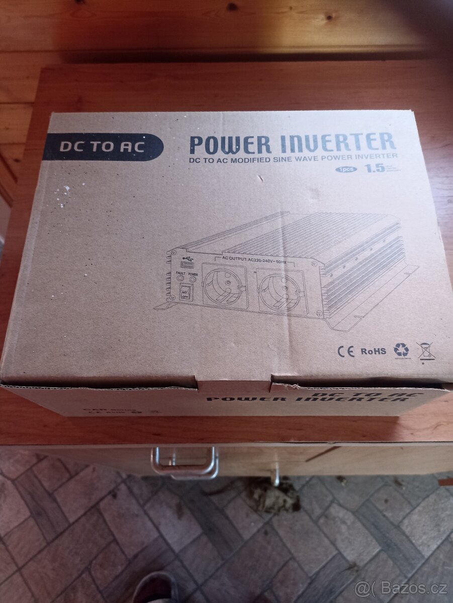 Měnič napětí 24V/230V 1000W