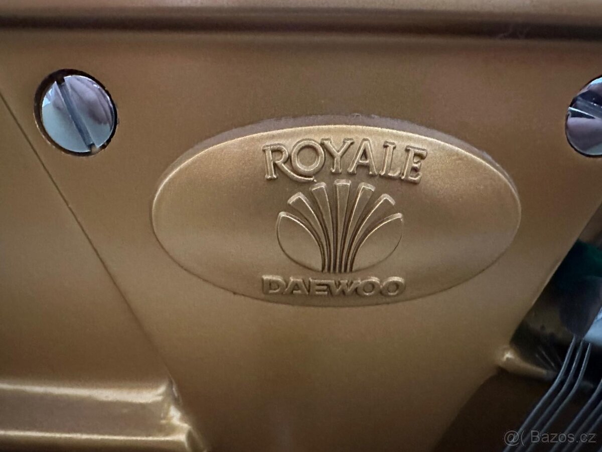 Klavír Royal
