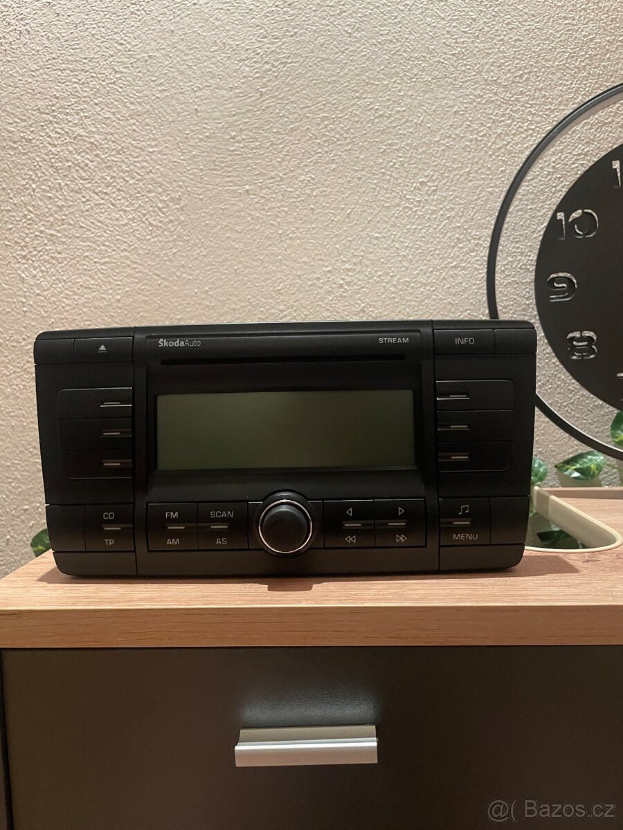 rádio škoda octavia
