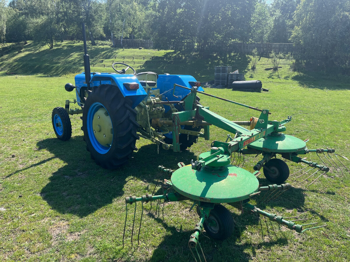 Obraceč a shrnovač sena STOLL UM 410