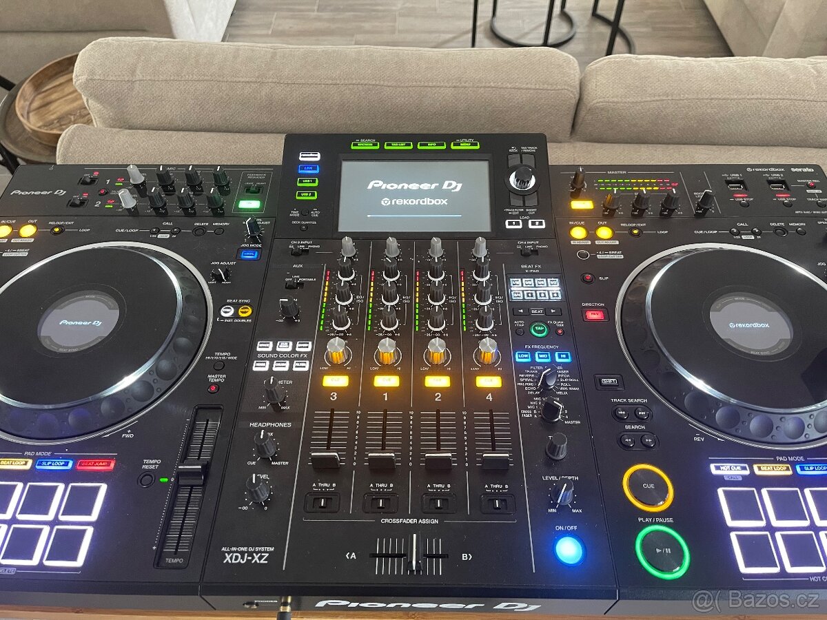 Pioneer dj XDJ XZ, flight case pioneer, screen saver