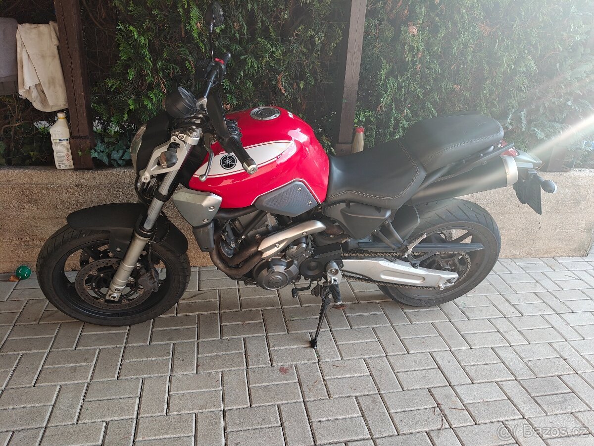 Yamaha MT03 660
