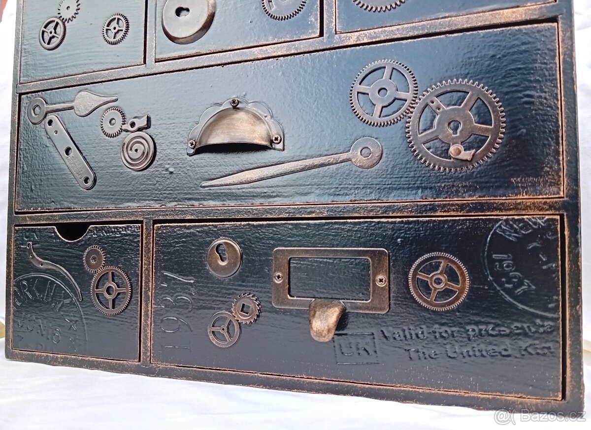 RECYCLE ART STEAMPUNK BOX 26,5 x 32 cm