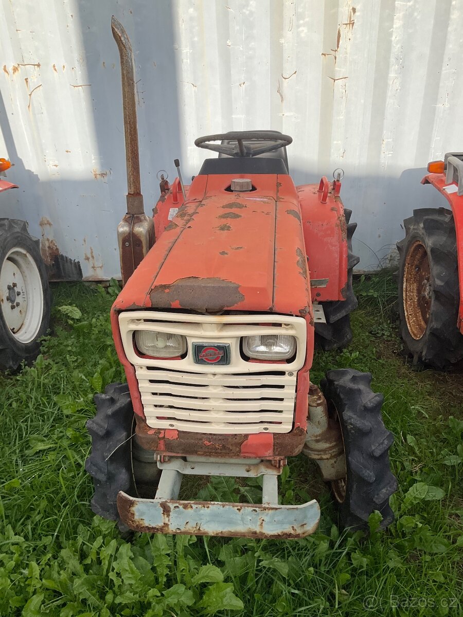 Japonský malotraktor Yanmar YM1401D
