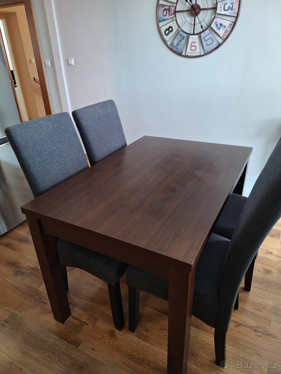 Jídelní set