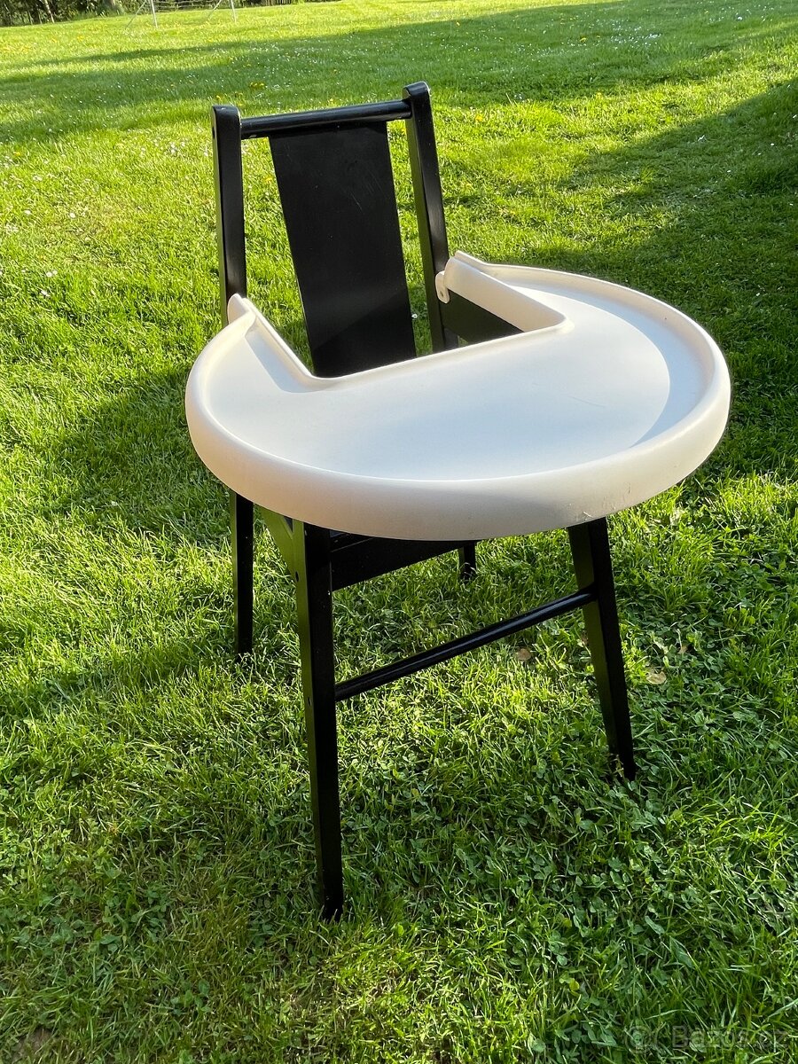 Dětská jídelní židlička