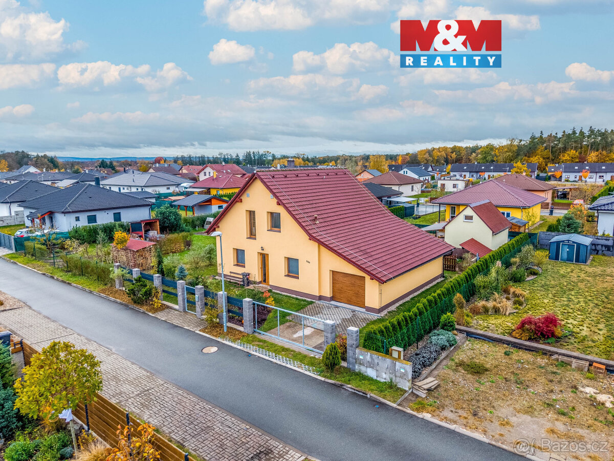 Prodej rodinného domu 5+1, 1205 m², Černá u Bohdanče