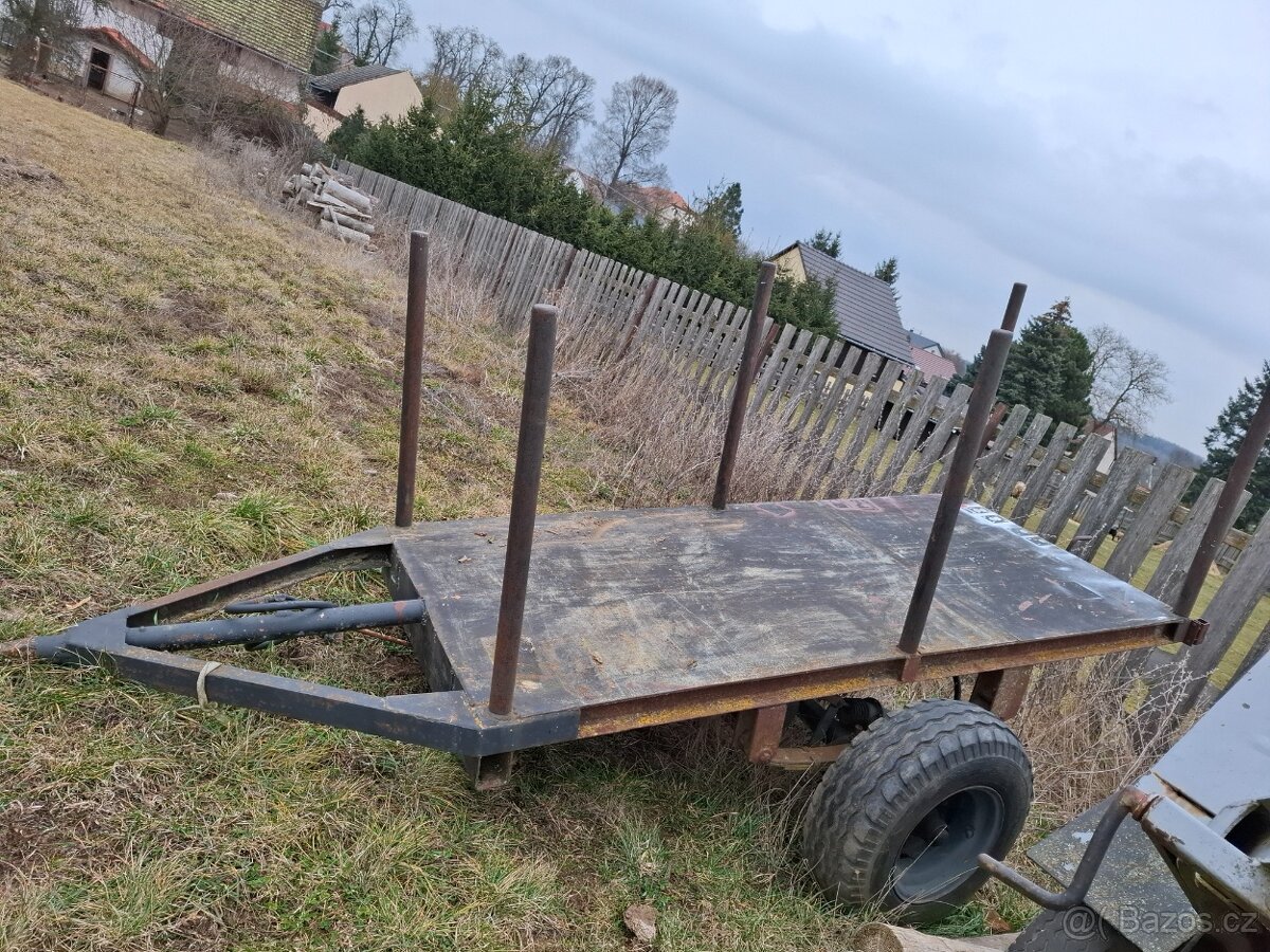 Kára vlek na dřevo