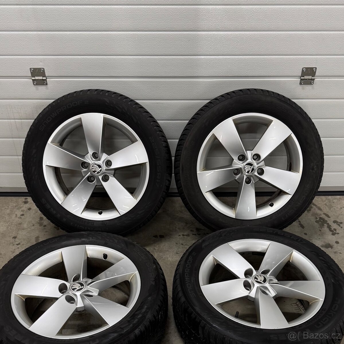 Zánovní zimní sada Karoq 225/55 r17 Nokian 7mm