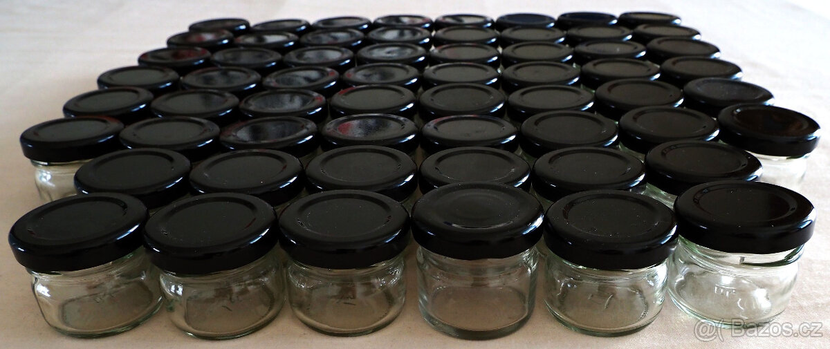60x zavařovací skleničky 30 ml s víčky
