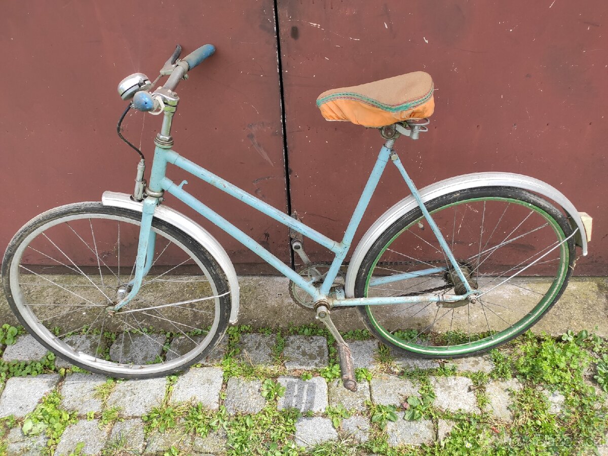 Staré dětské jízdní kolo