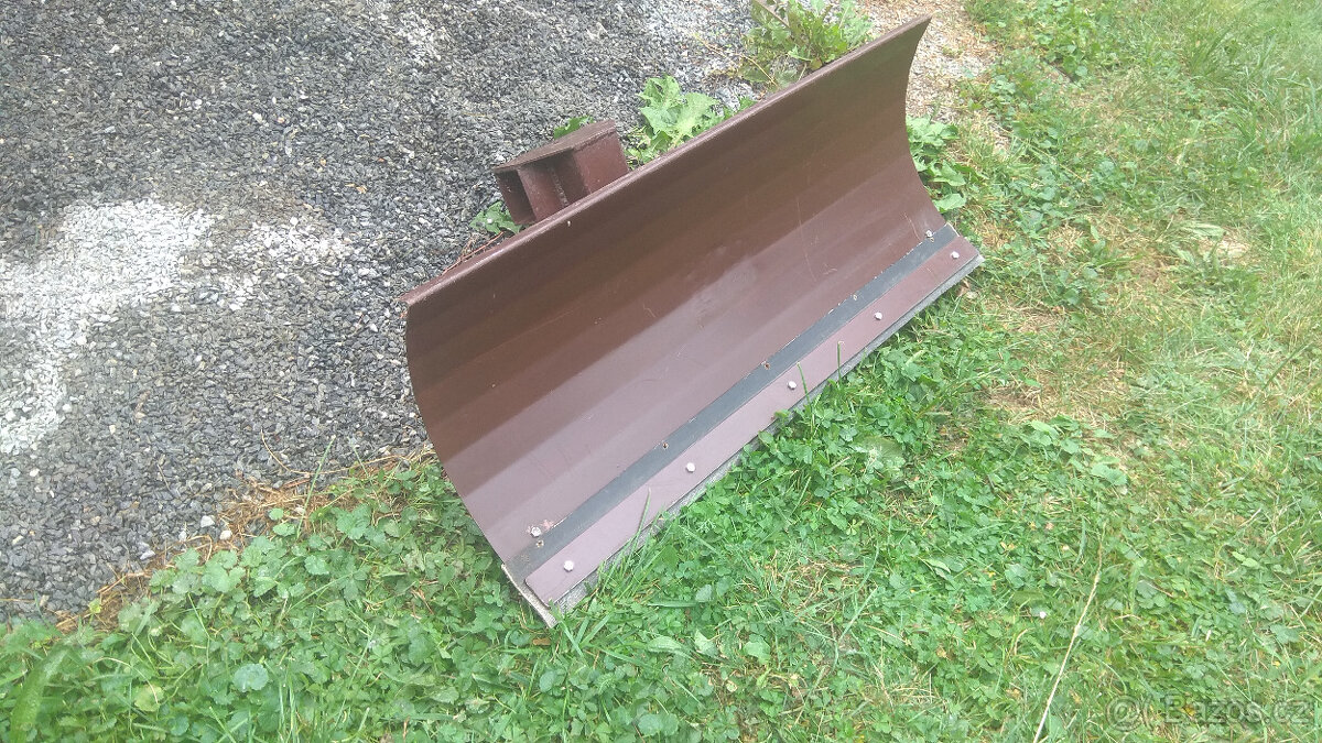 Prodám pluh na kultivátory Mountfield