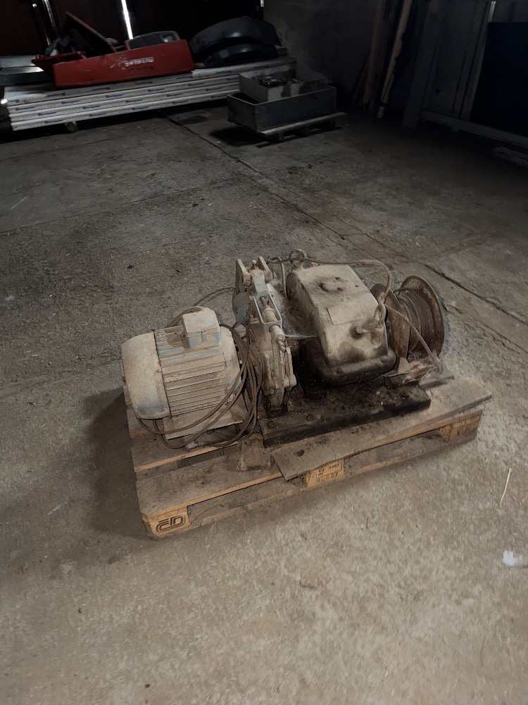 Výtah , stavebni výtah