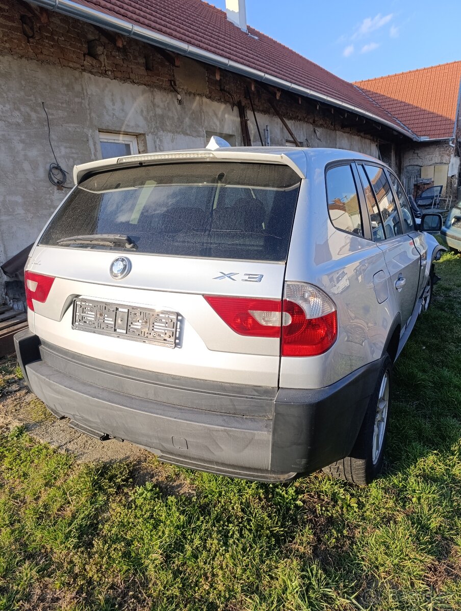 BMW X3 e83 r.v2005 na náhradní díly