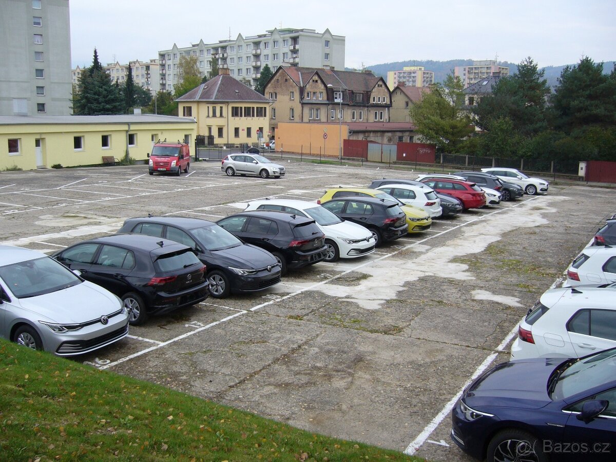 Pronajmu parkovací místa Zelená Děčín 3.