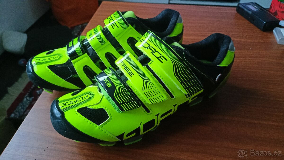 Cyklo tretry Force MTB free, vel. 43