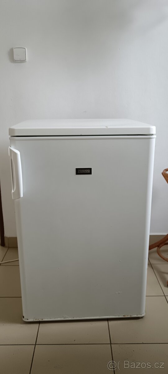 Lednička. Zanussi