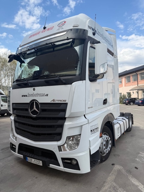 Prodám tahač Mercedes Actros Lowdeck r.v 4/2019,
