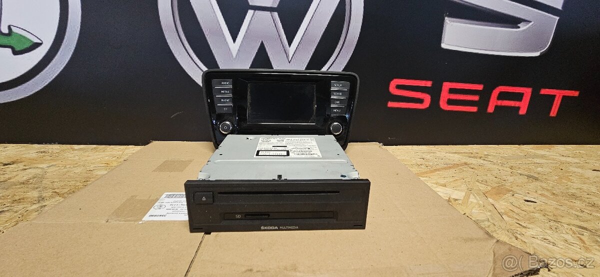 Originální Radio škoda Octavia III