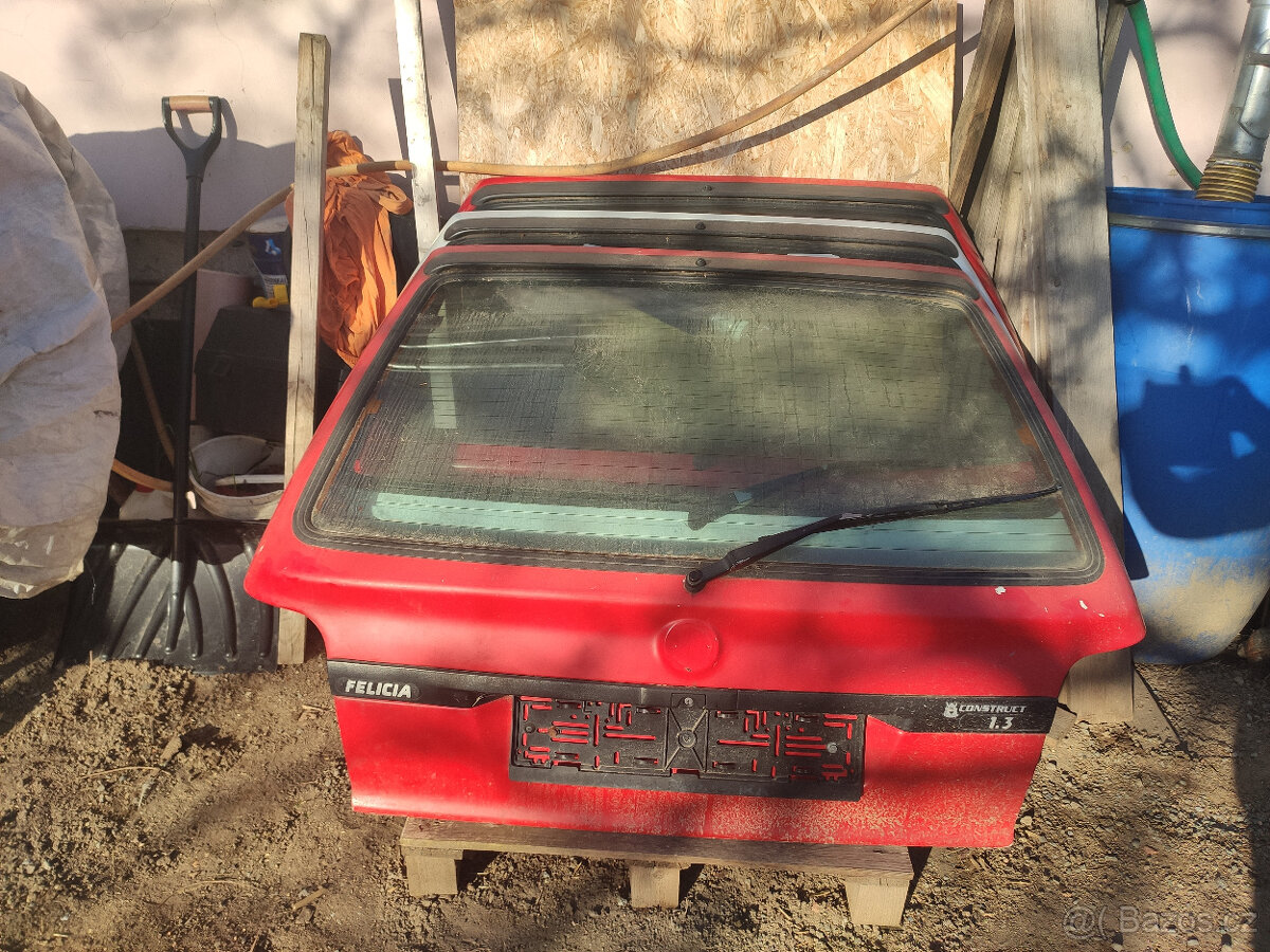 Škoda Felicie, Páté dveře