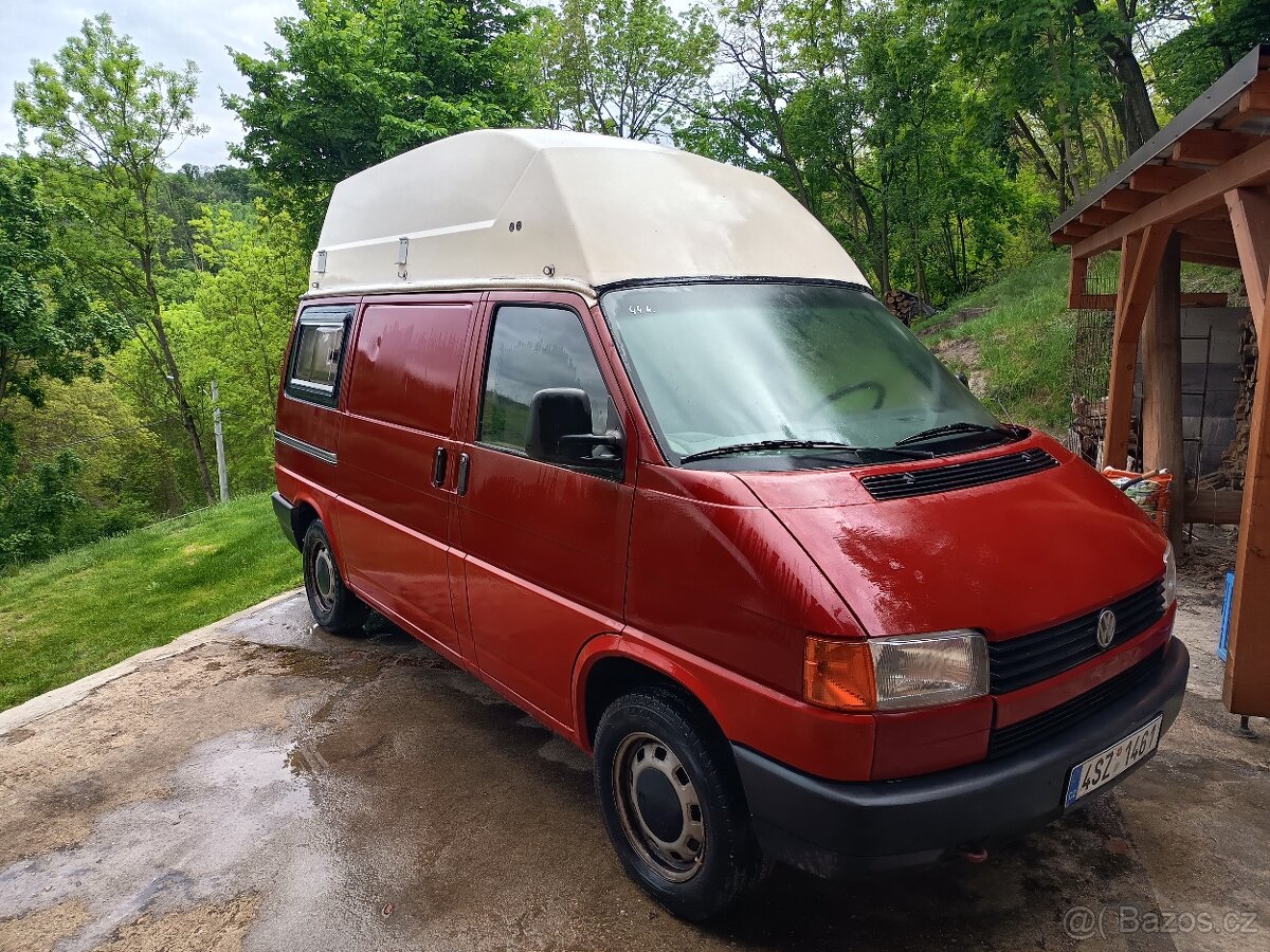 TRANSPORTER T4 2,4D-57KW OBYTNÝ RV 1993