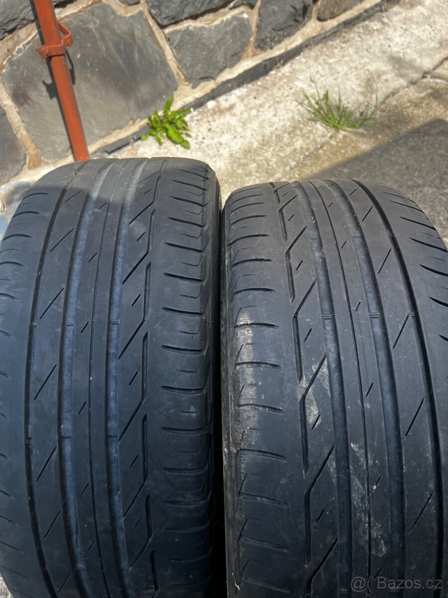 Bridgestone 225/45R17