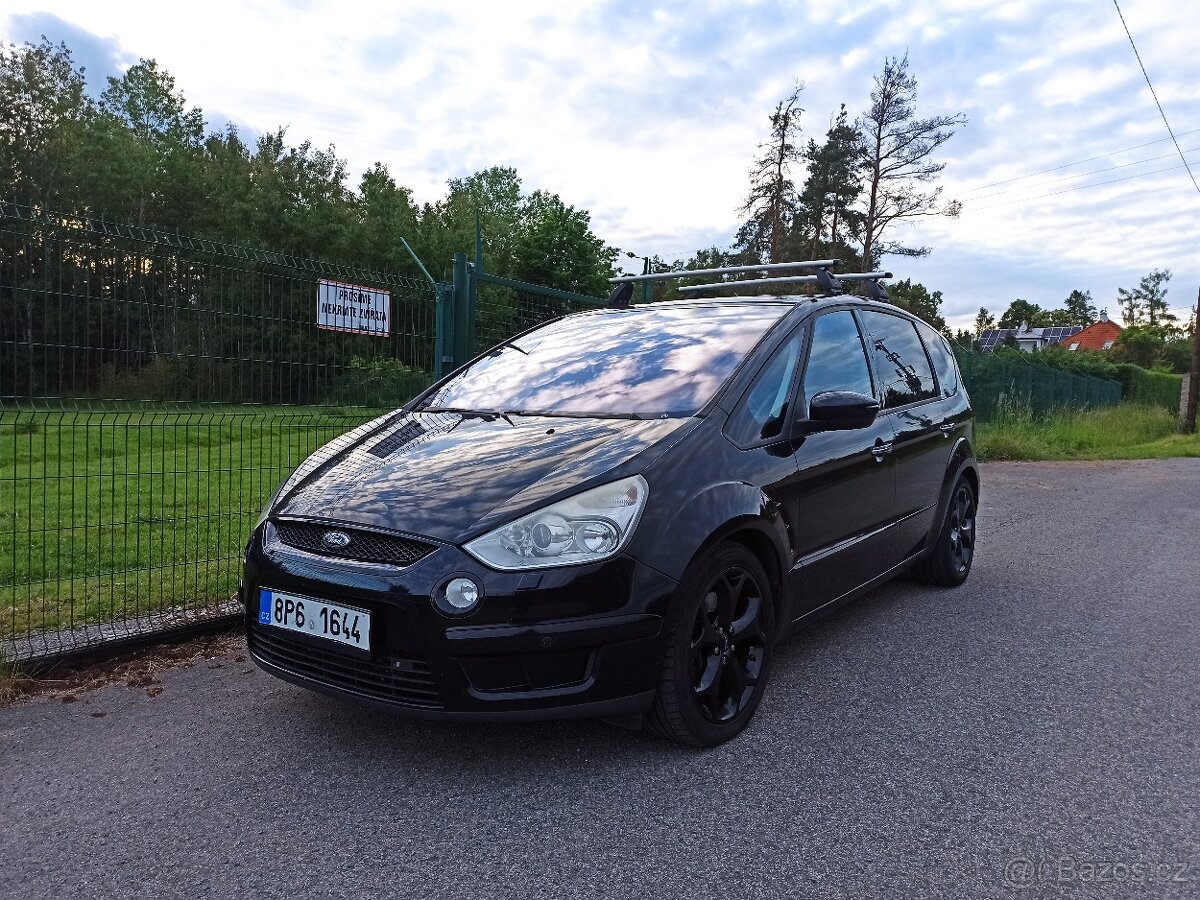 Ford S-Max