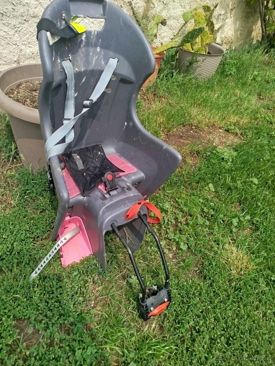 Sedačka na kolo