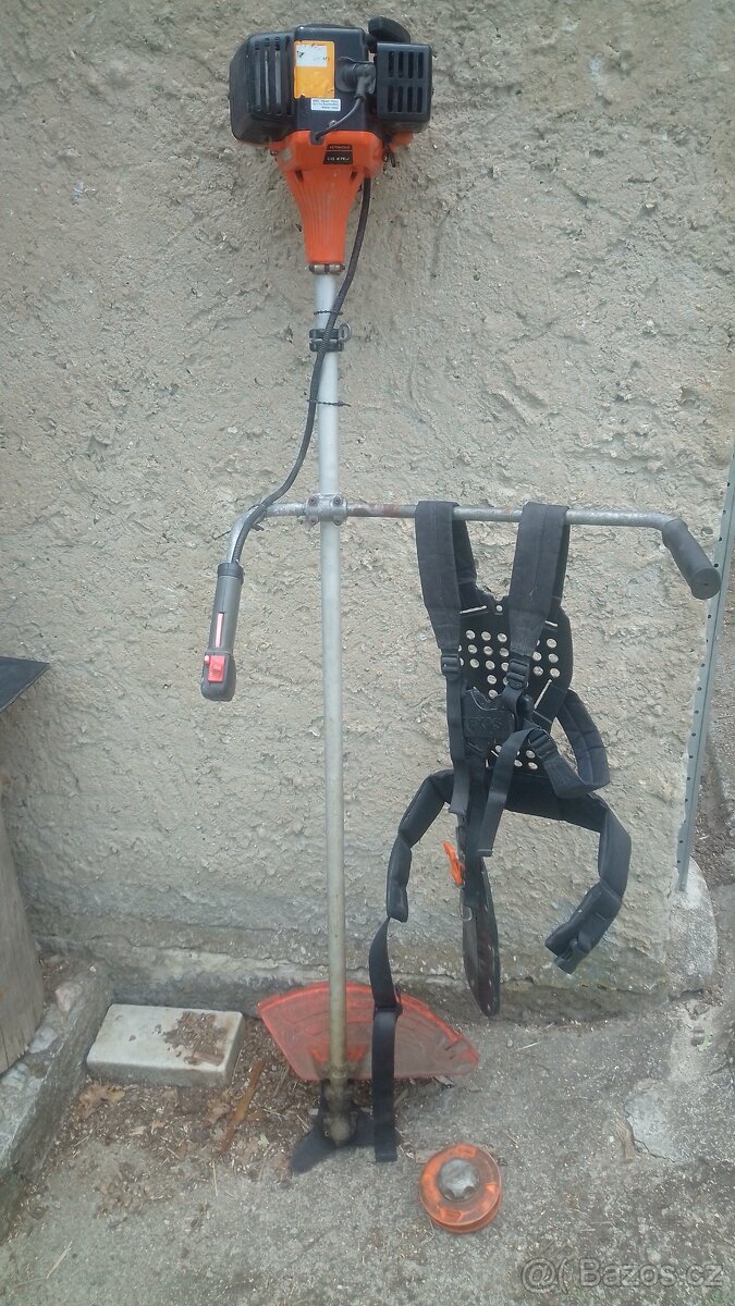 Motorová kosa Hitachi