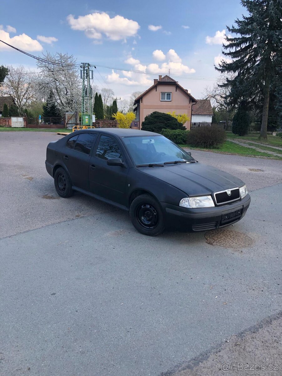 Škoda Octavia 1,9 TDI, 74 KW, rok 2010, klima