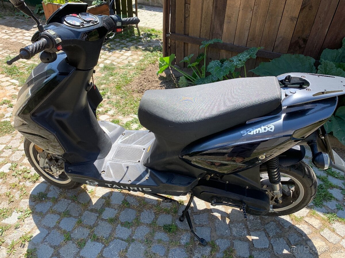 Skútr Geely,,Samba / Mambo 50,Tauris