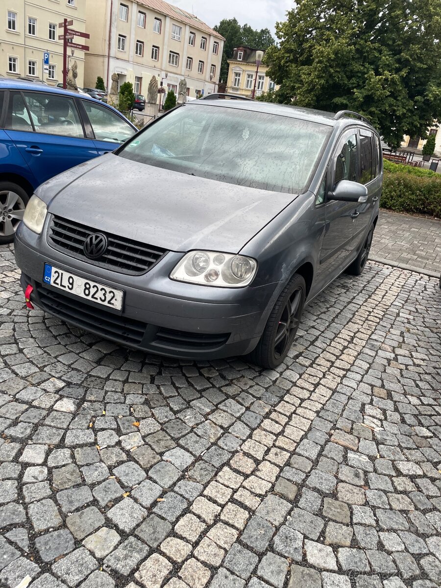 Vyměním vw Touran 1.9tdi