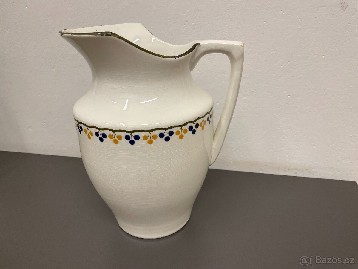 Džbán porcelánový