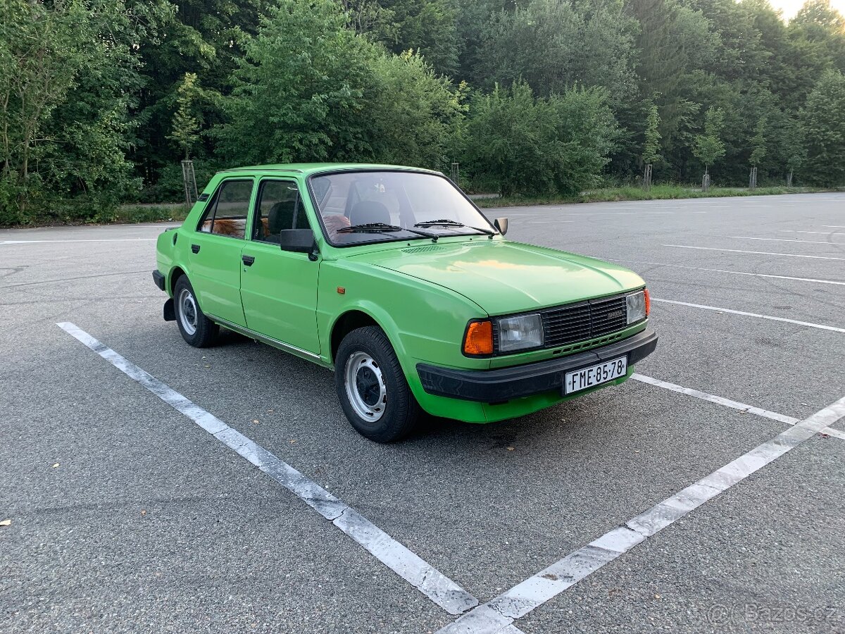 Škoda 120L