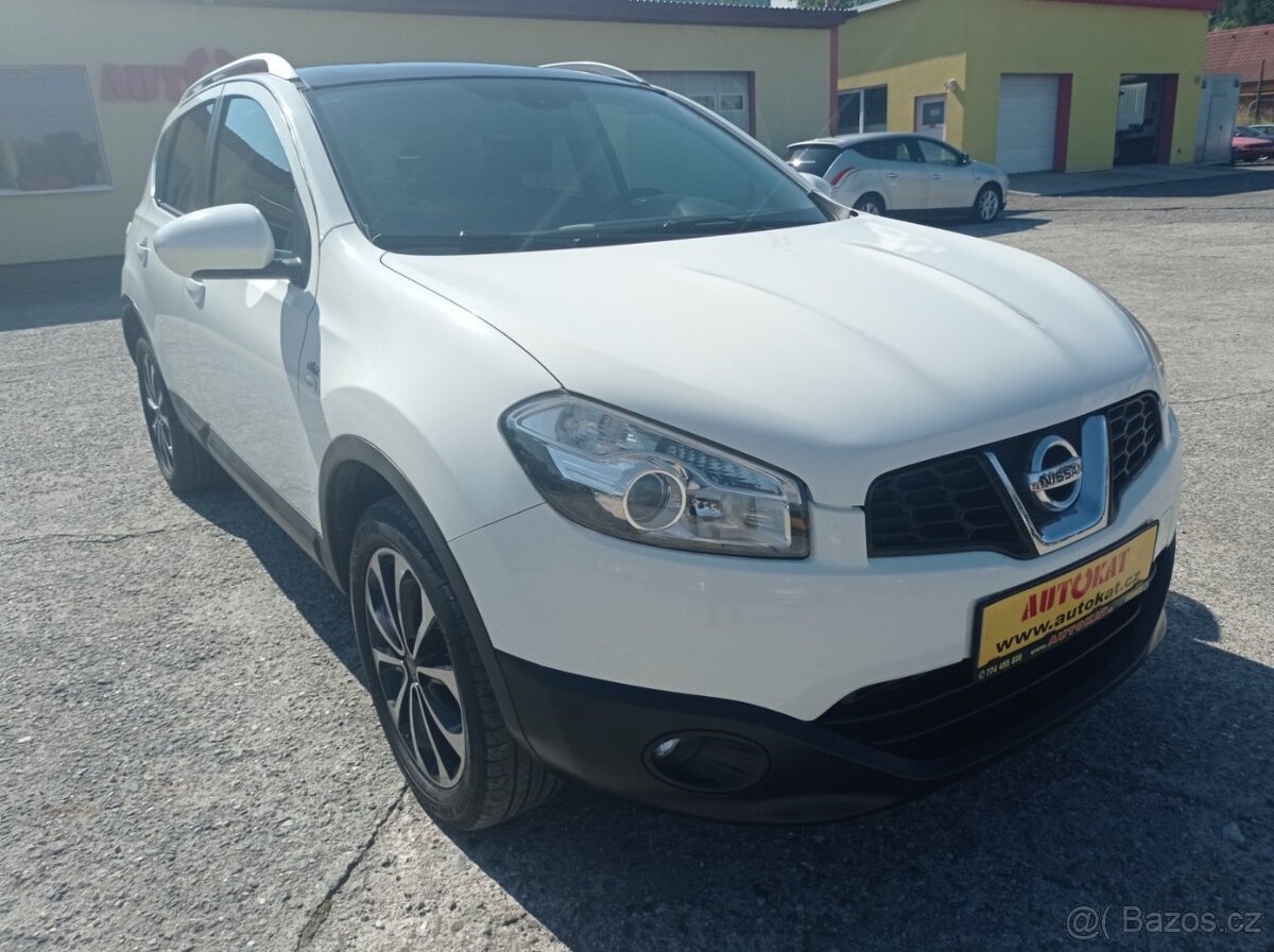 Nissan Qashqai 2.0 dCi 4x4/Panorama/1Maj/NAVI