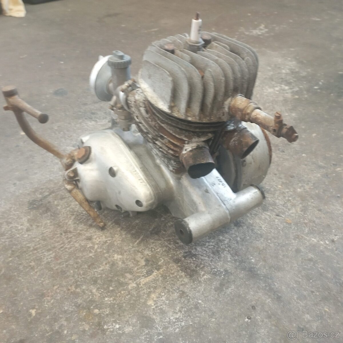 ČZ motor