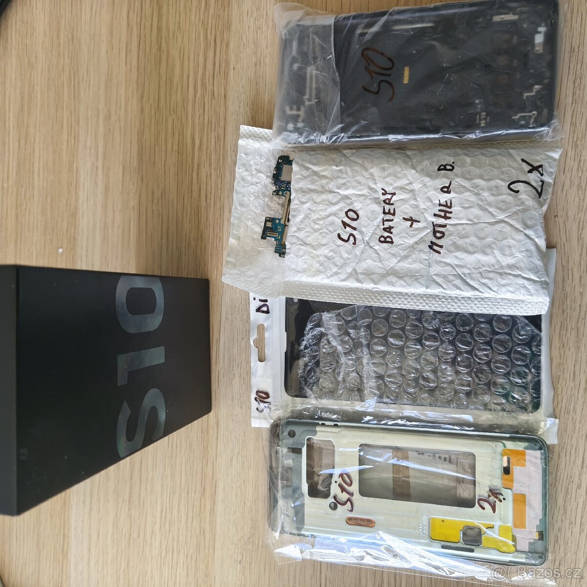 Samsung Galaxy S10 - Díly