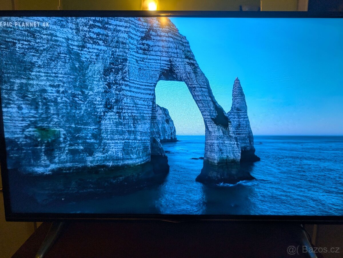 Televize GoGEN TVU 43S298 STWEB černá 108c 4K Ultra HD Smart