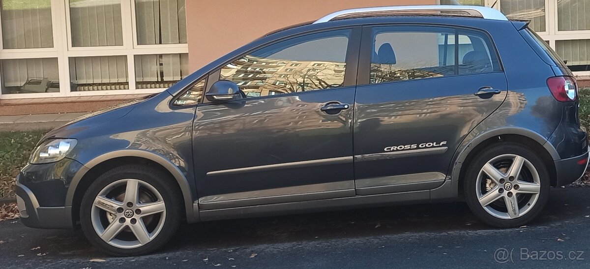 Prodám Volkswagen Golf plus cross